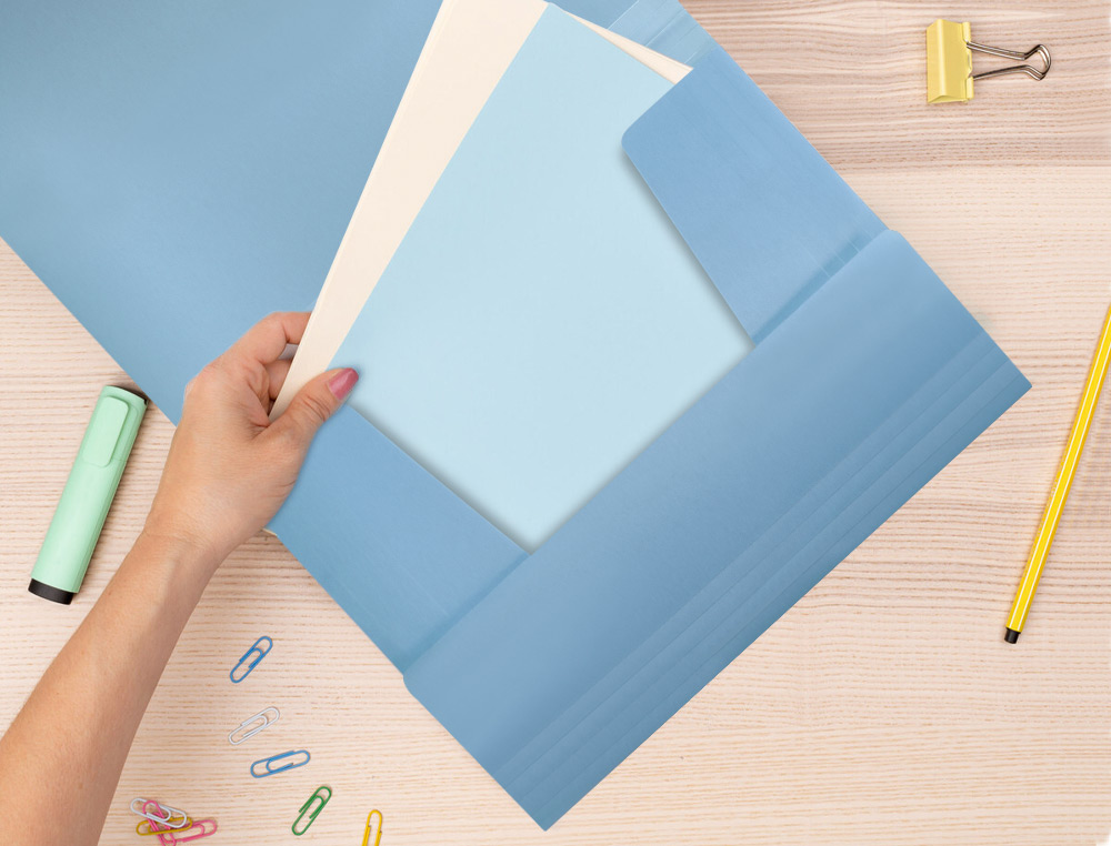 PASTA LIDERPAPEL COM ELASTICOS ABAS POLIPROPILENO DIN A4 CELESTE OPACO