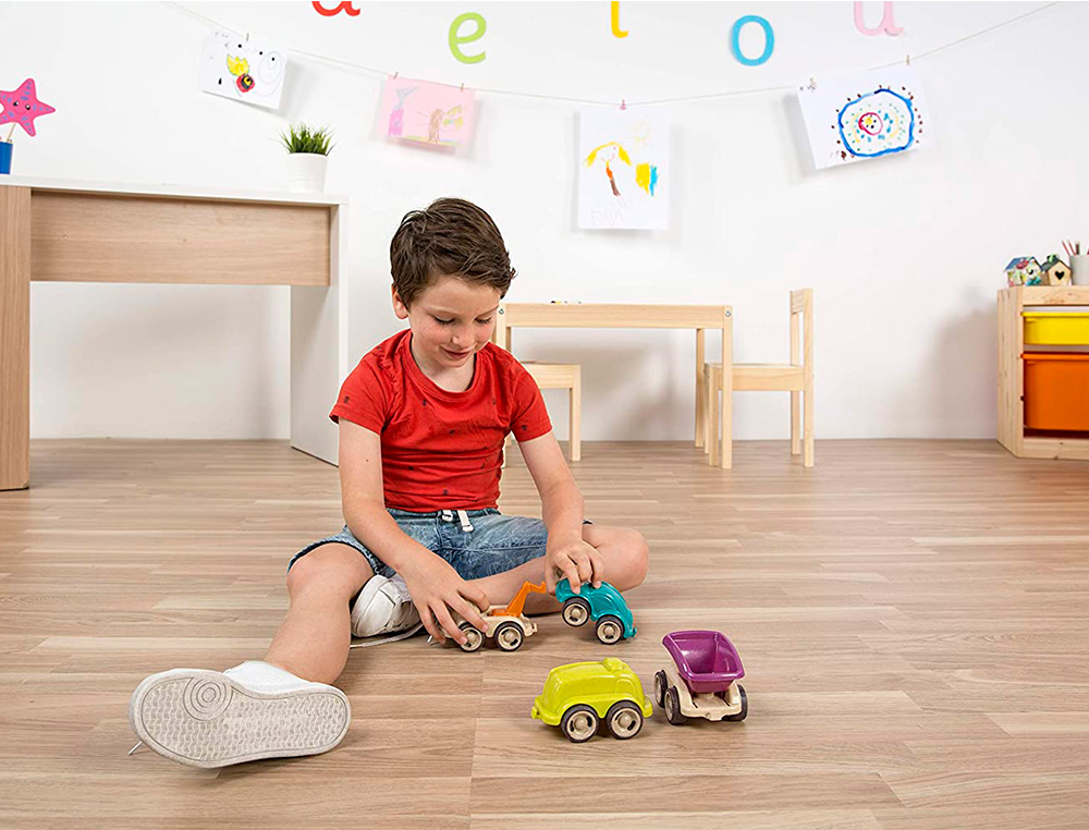 JOGO MINILAND CONJUNTO DE 12 MINIMOBILES CONTEUDO SORTIDO 370X280X100 MM