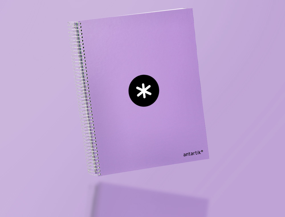 CADERNO ESPIRAL DIN A4 ANTARTIK CAPA FORRADA 120F 100 GR PAUTADO 5 BANDAS 4 FUROS COR LAVANDA