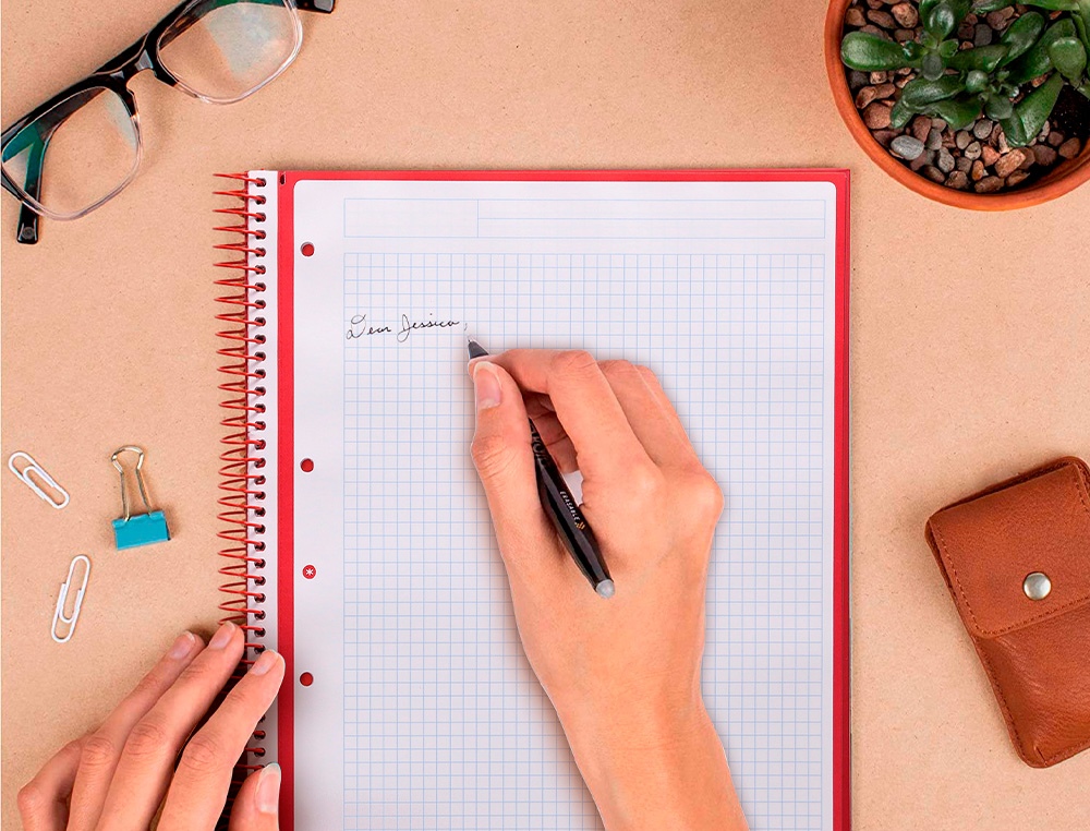 CADERNO ESPIRAL A4 MICRO ANTARTIK CAPA FORRADA 80F 90 GR QUADRICULA 5MM 1 BANDA 4 FUROS COR TURQUESA