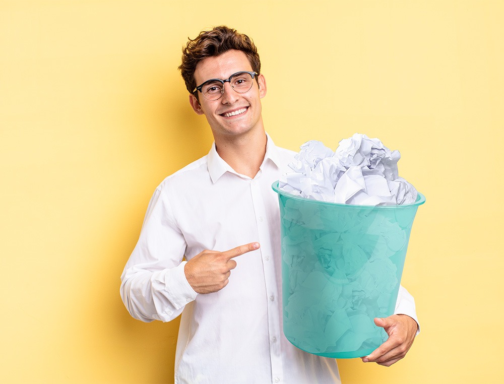 CESTO DE PAPEIS EM PLASTICO LIDERPAPEL ECOUSE 100% RECICLADO MENTA TRANSLUCIDO 13 LITROS 275X285 MM