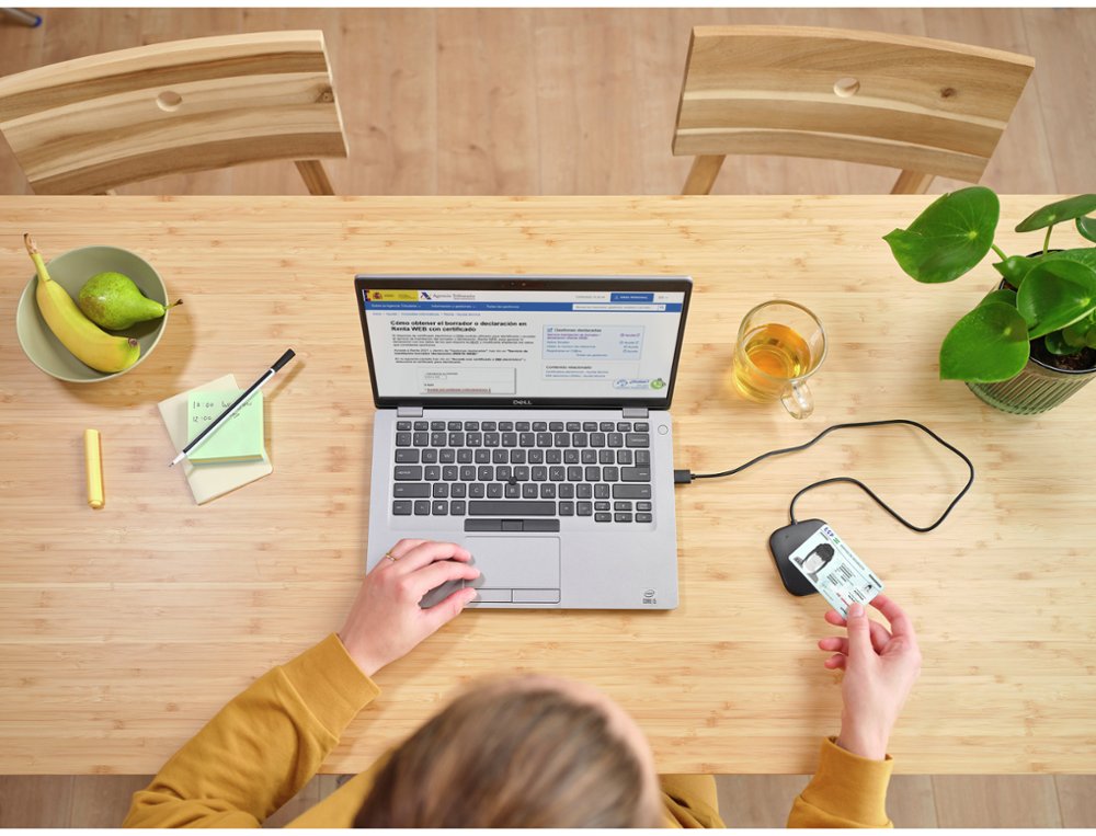 LEITOR DE CARTOES INTELIGENTES TRUST CETO SEM CONTACTO USB-A COR PRETO