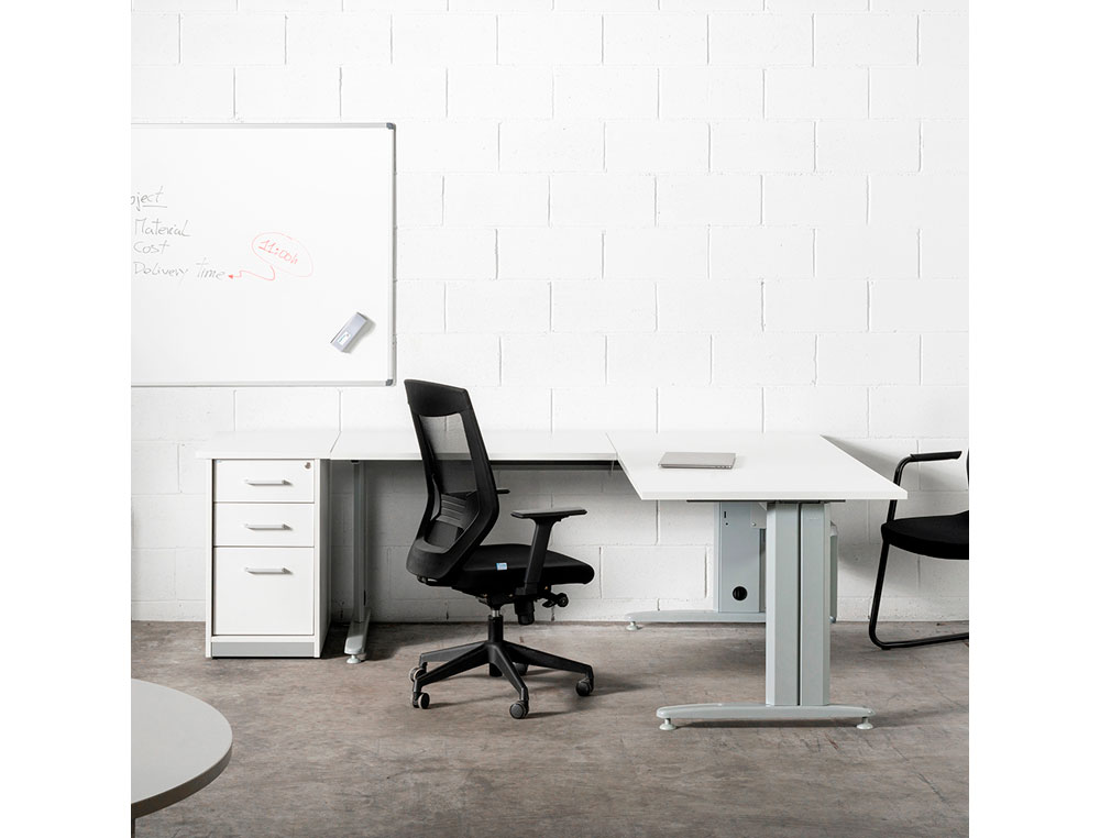 QUADRO BRANCO ROCADA LACADO MAGNETICO MOLDURA ALUMINIO COM CANTOS 120X240 CM