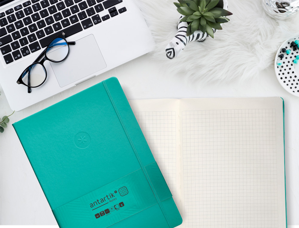 CADERNO COM ELASTICO ANTARTIK NOTES CAPA DURA A4 QUADRICULADO TURQUESA 100 FOLHAS 80 GR FSC