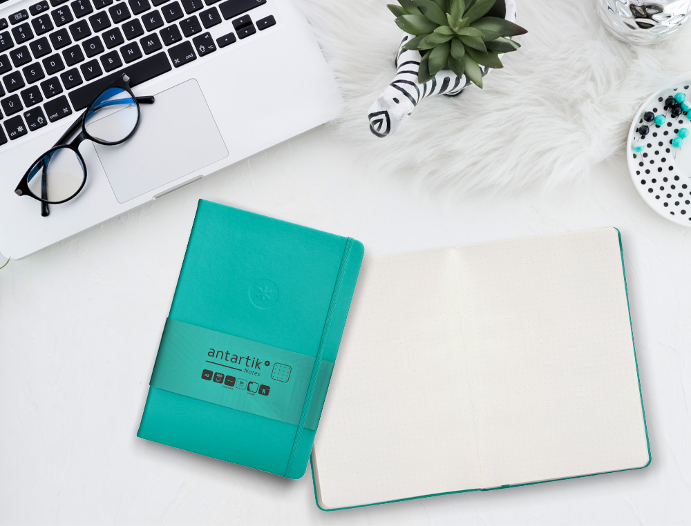 CADERNO COM ELASTICO ANTARTIK NOTES CAPA DURA A5 PONTILHADO TURQUESA 100 FOLHAS 80 GR FSC