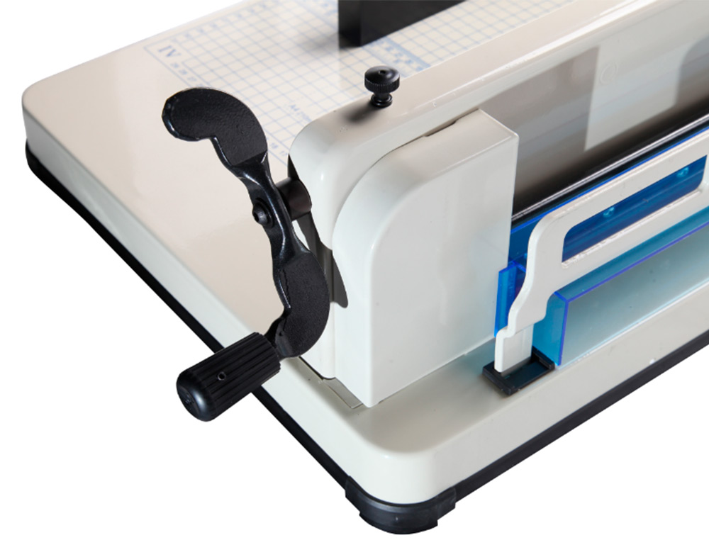 GUILHOTINA Q-CONNECT KF14297 MANUAL PROFISSIONAL COMPRIMENTO DO CORTE 430 MM CAPACIDADE 400 FOLHAS