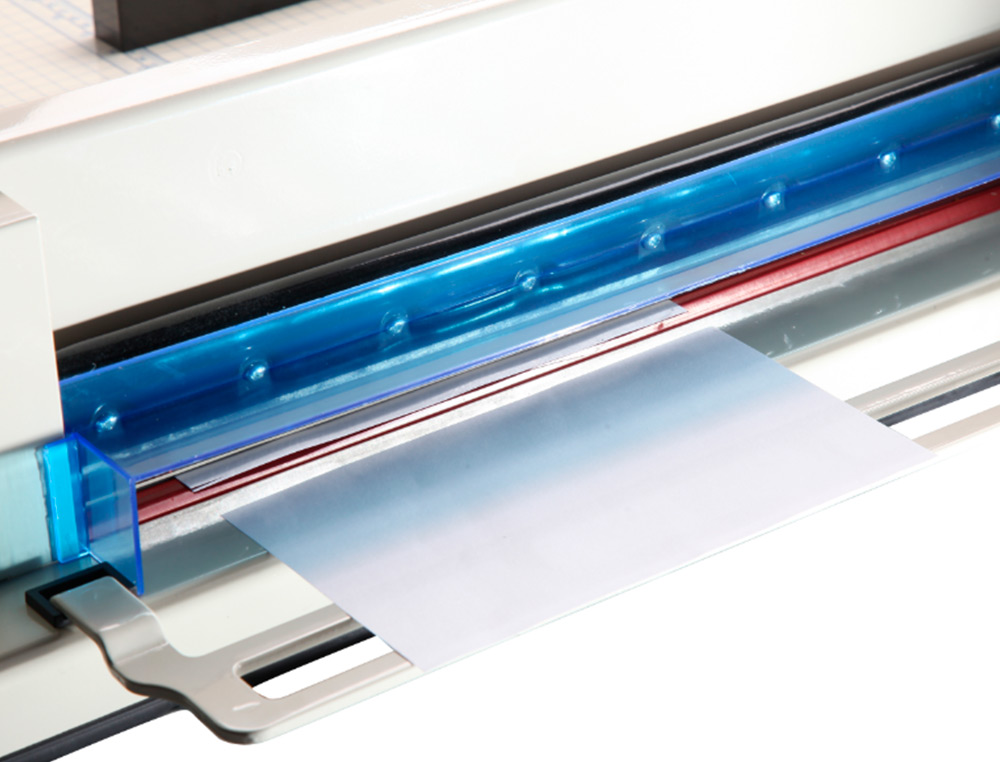 GUILHOTINA Q-CONNECT KF14297 MANUAL PROFISSIONAL COMPRIMENTO DO CORTE 430 MM CAPACIDADE 400 FOLHAS